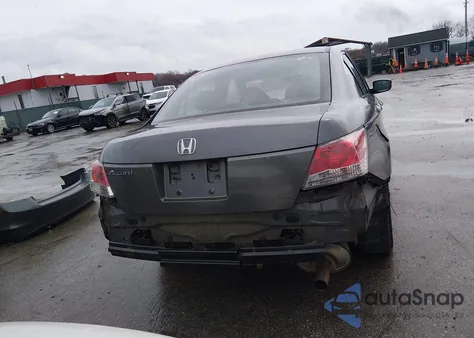2009 Honda Accord 2.4 Lx z USA, uszkodzony, nr VIN 1HGCP26309A157509